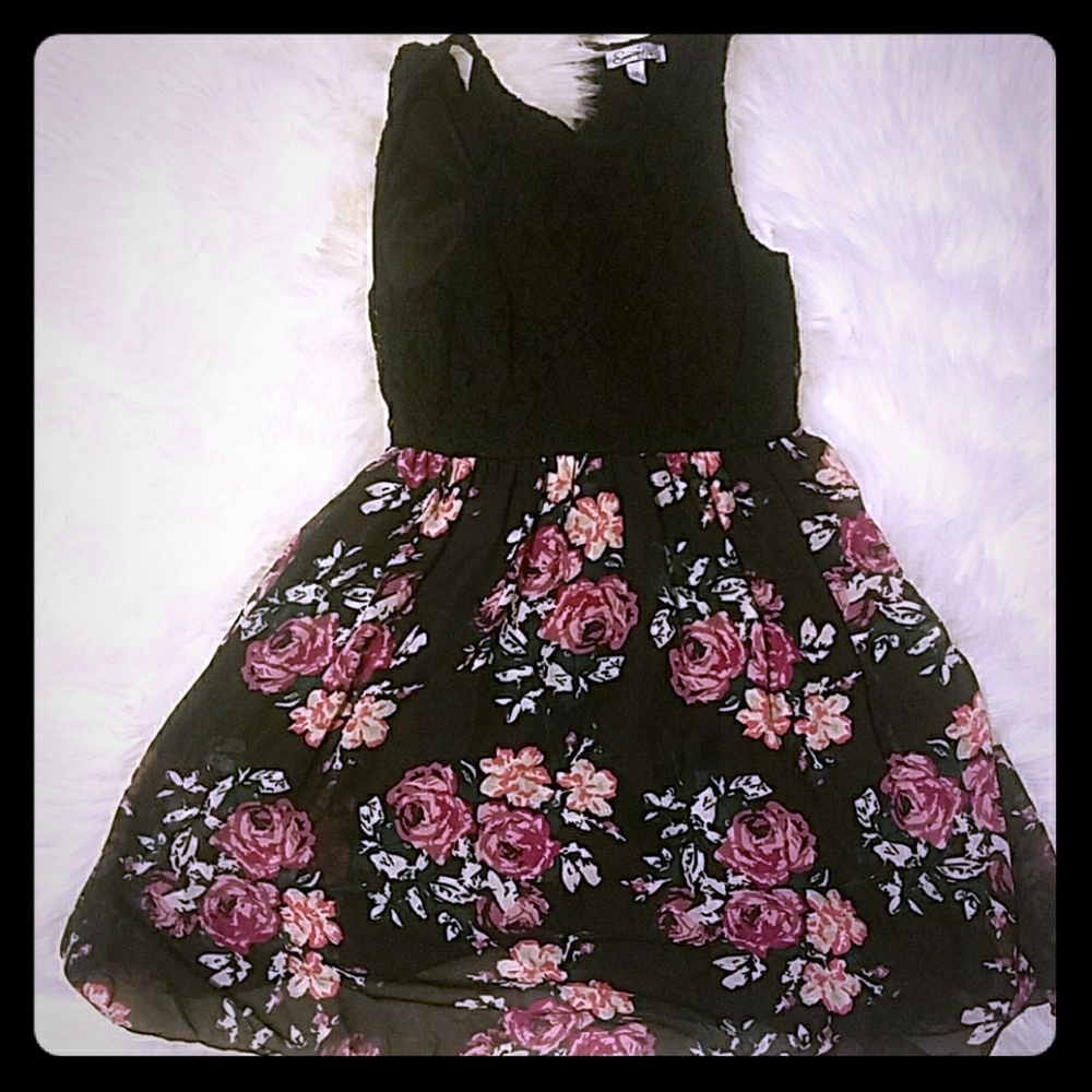 Short day dress